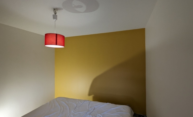 Enduisage-murs-mise-en-peinture-chambre -Chambery-ARP2000